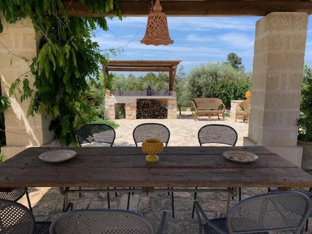 Trulli Santa Maria Odegitria Relais Guest House ออสตูนี ภายนอก รูปภาพ